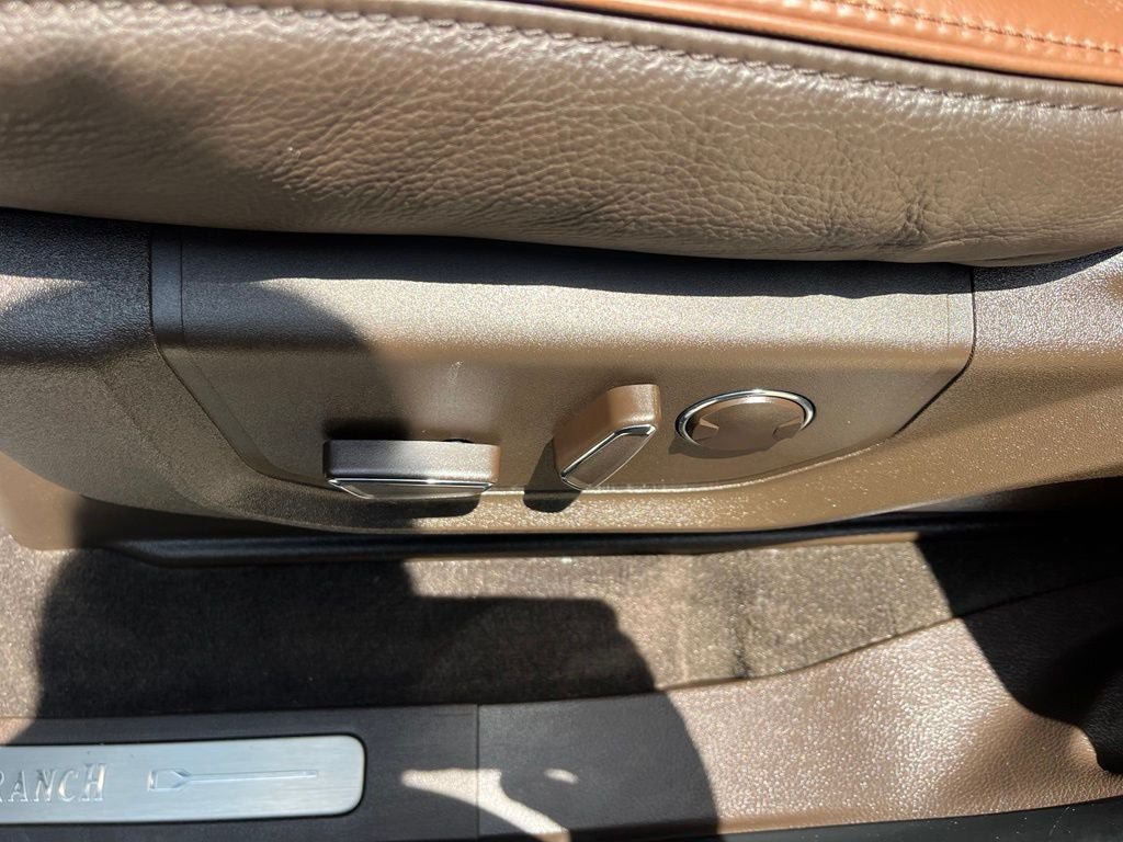Certified 2022 Ford Expedition King Ranch AWD/4WD image 40