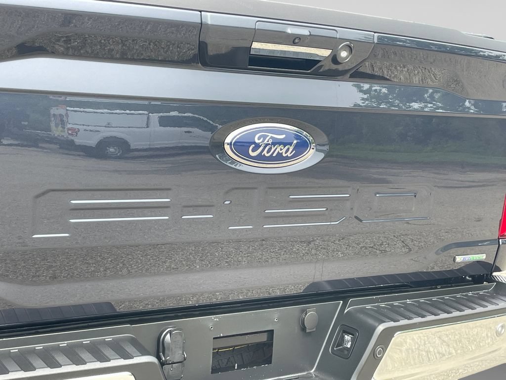 Certified 2022 Ford F150 Lariat w/ Equipment Group 502A High AWD/4WD image 18