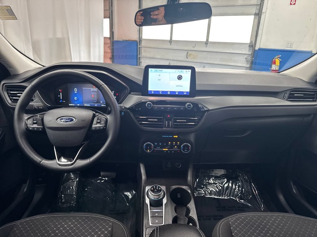 Certified 2024 Ford Escape Active AWD/4WD image 14