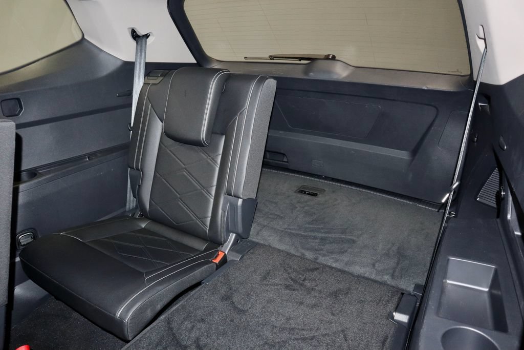 Used 2025 Volkswagen Atlas SE FWD image 22