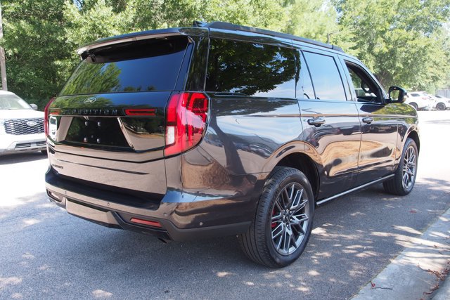 Certified 2025 Ford Expedition Platinum w/ Stealth Performance Package AWD/4WD image 7