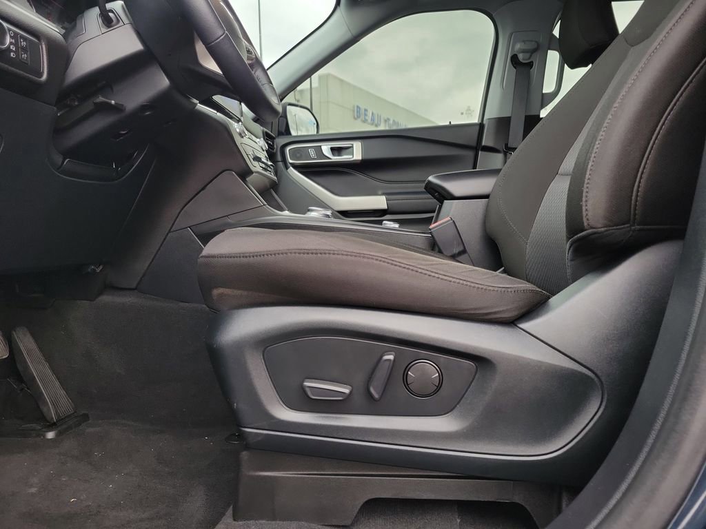 Certified 2022 Ford Explorer XLT image 19