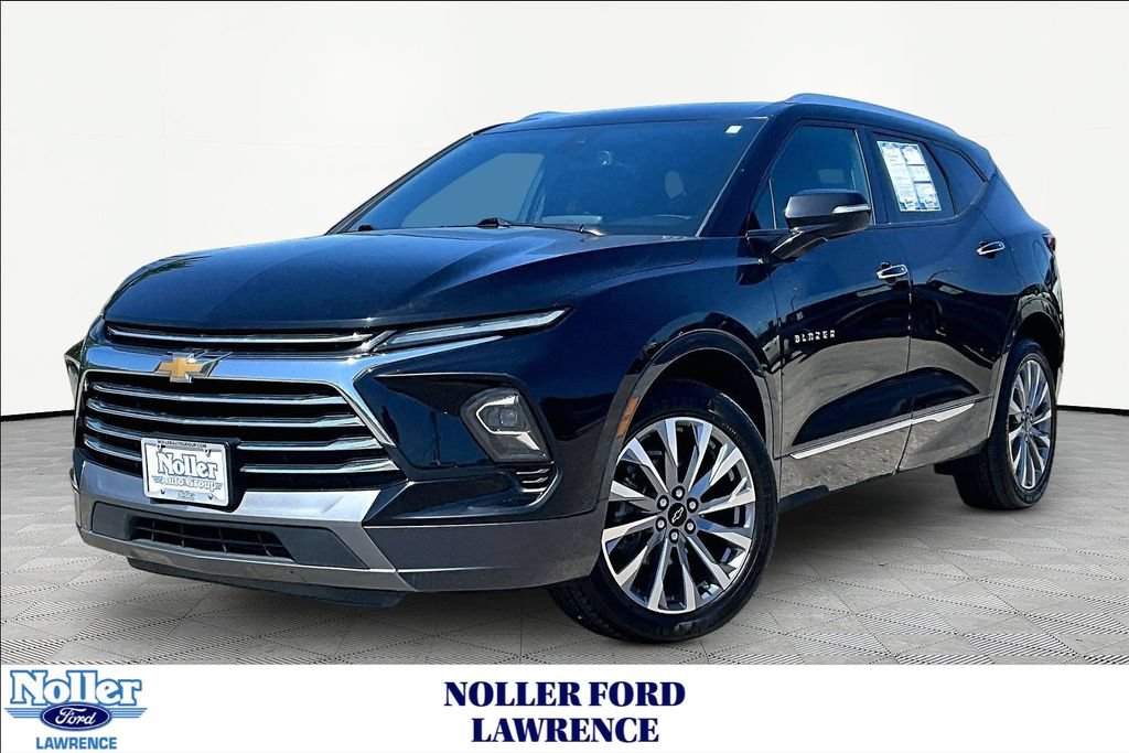 Used 2024 Chevrolet Blazer Premier AWD/4WD image 1