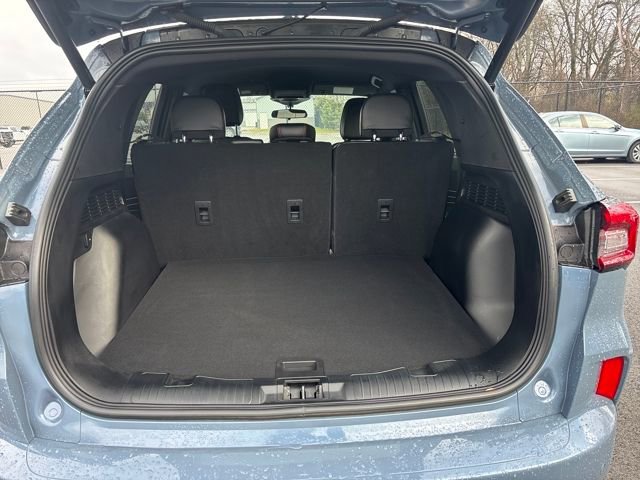 Certified 2024 Ford Escape ST-Line w/ Tech Pack #1 image 12