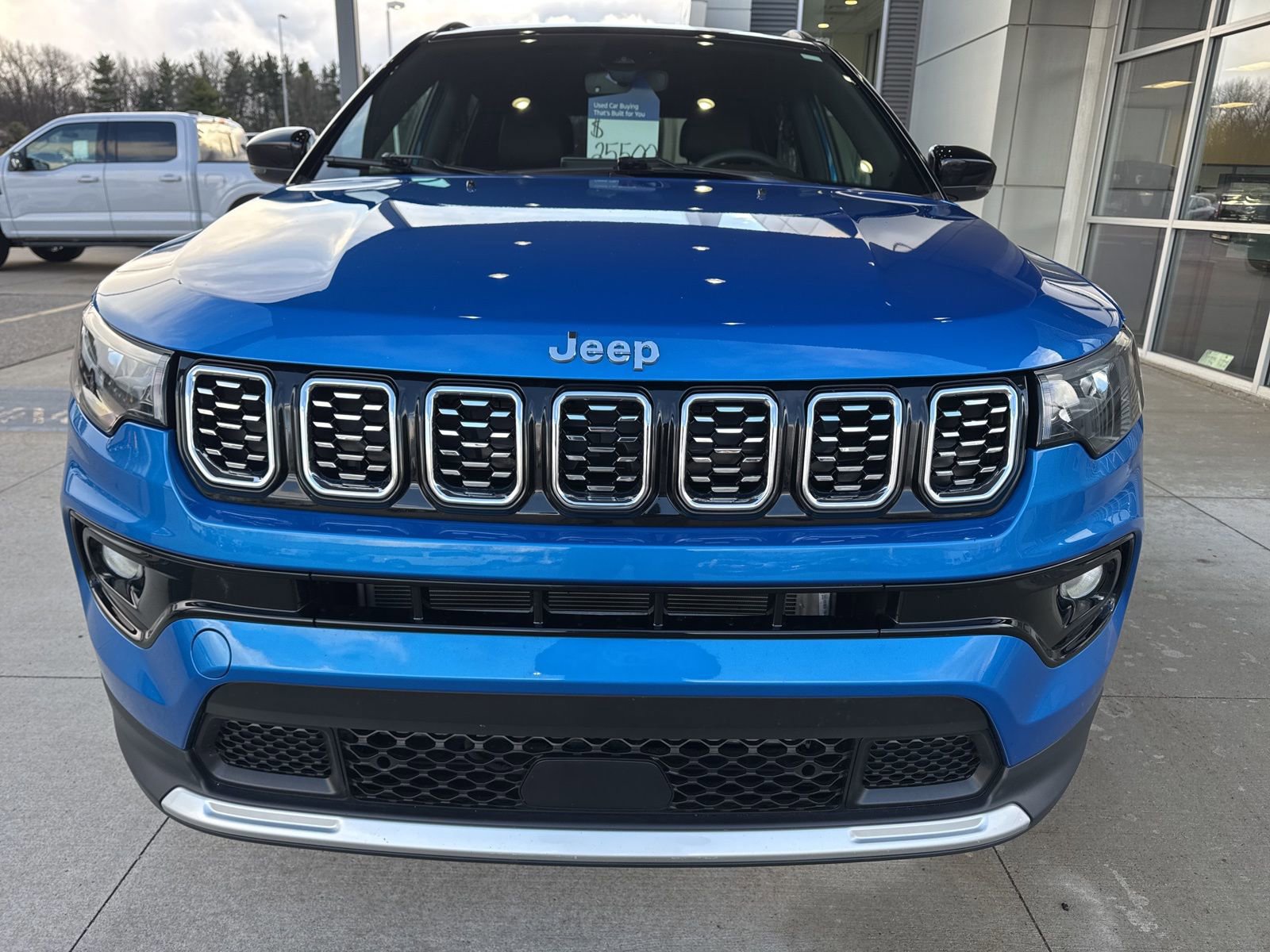 Used 2024 Jeep Compass Limited image 11