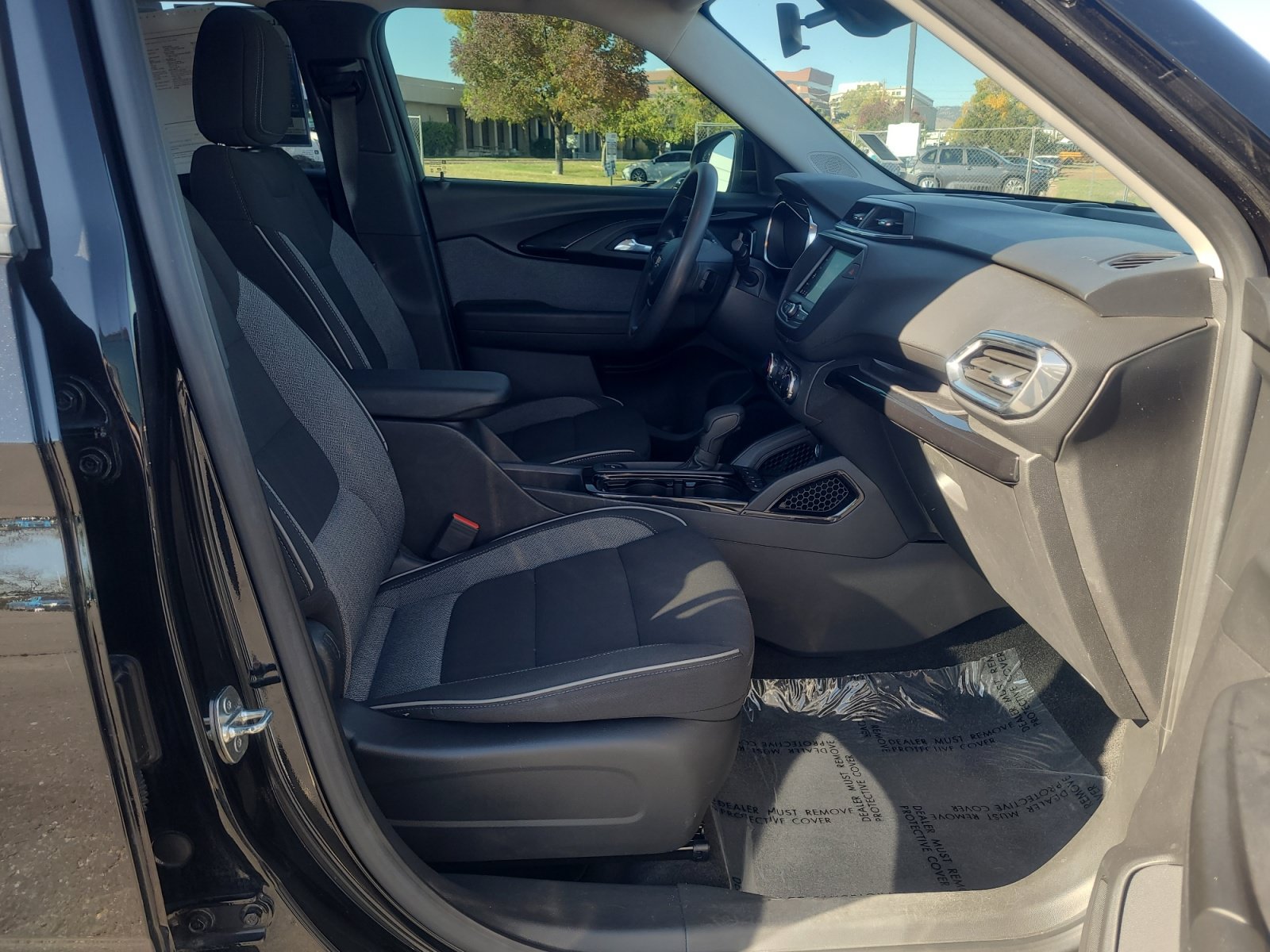 Used 2022 Chevrolet TrailBlazer LT w/ Driver Confidence Package AWD/4WD image 19