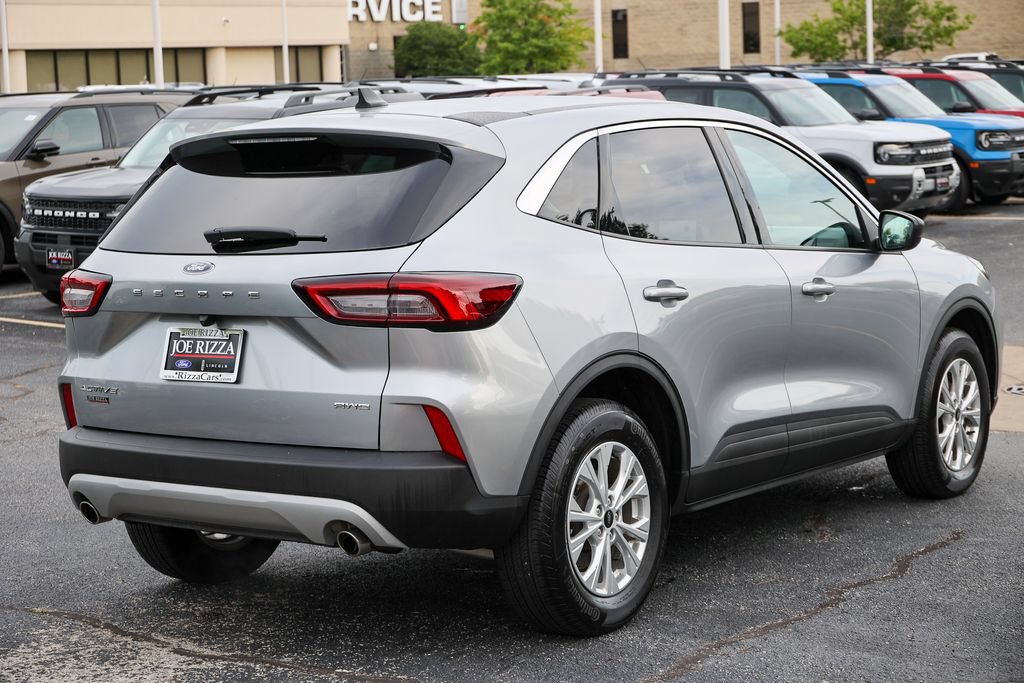 Certified 2023 Ford Escape Active AWD/4WD image 25