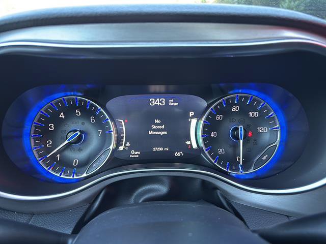 Used 2025 Chrysler Pacifica Pinnacle AWD/4WD image 25