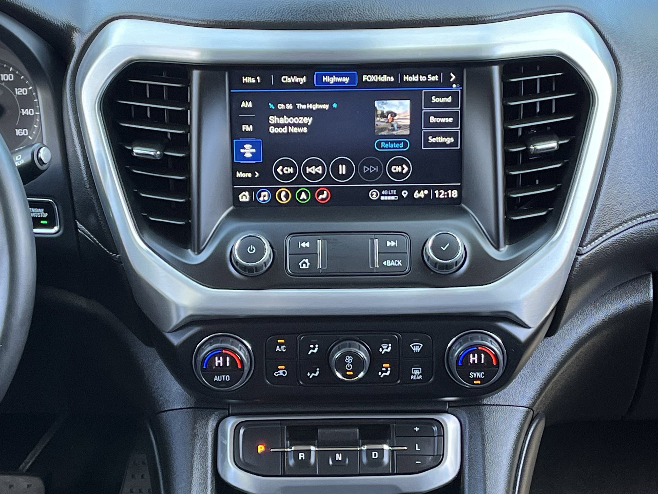 Used 2023 GMC Acadia SLT FWD image 17