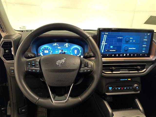 Certified 2025 Ford Bronco Sport Outer Banks w/ Outer Banks Tech Package+ AWD/4WD image 8
