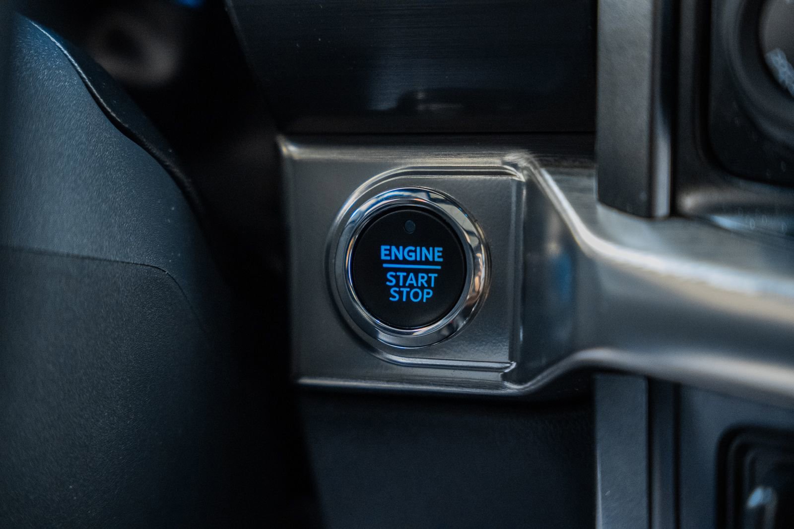 Certified 2023 Ford F150 Lariat w/ Equipment Group 502A High image 36