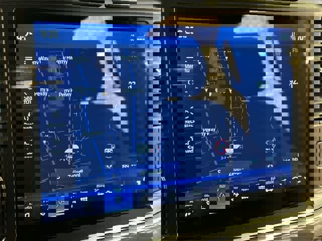 Certified 2021 Ford F150 XLT w/ Equipment Group 302A High image 12