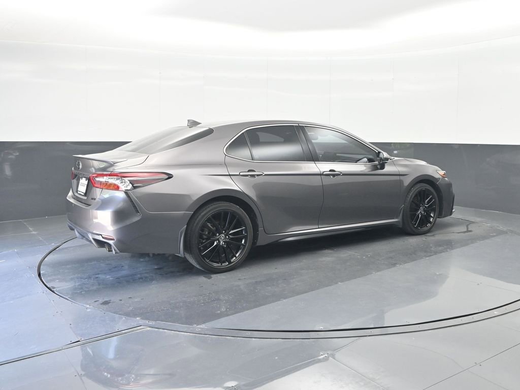 Used 2021 Toyota Camry XSE FWD image 15