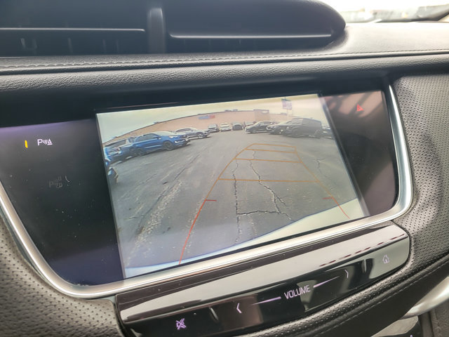 Used 2018 Cadillac XT5 Luxury w/ Driver Awareness Package image 17