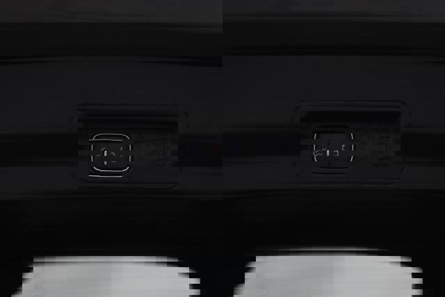 Certified 2025 Ford Explorer ST-Line w/ Premium Package image 16