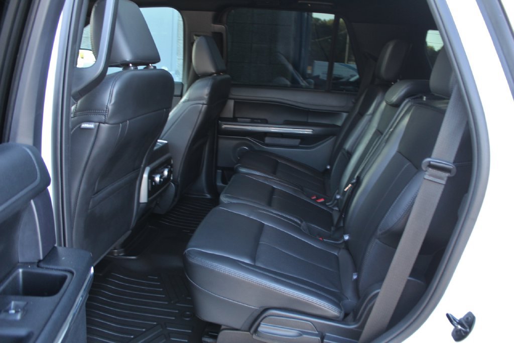 Certified 2021 Ford Expedition XLT RWD image 28