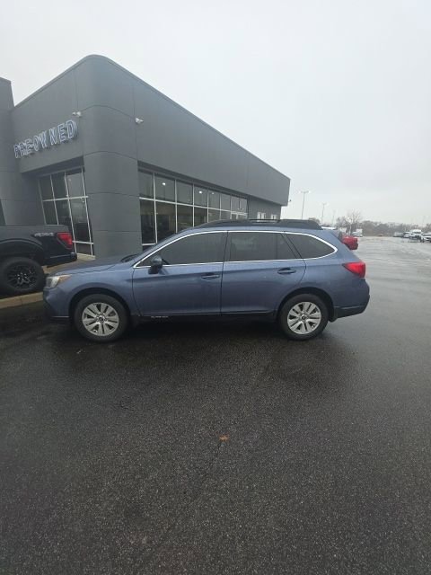 Used 2018 Subaru Outback 2.5i Premium image 8