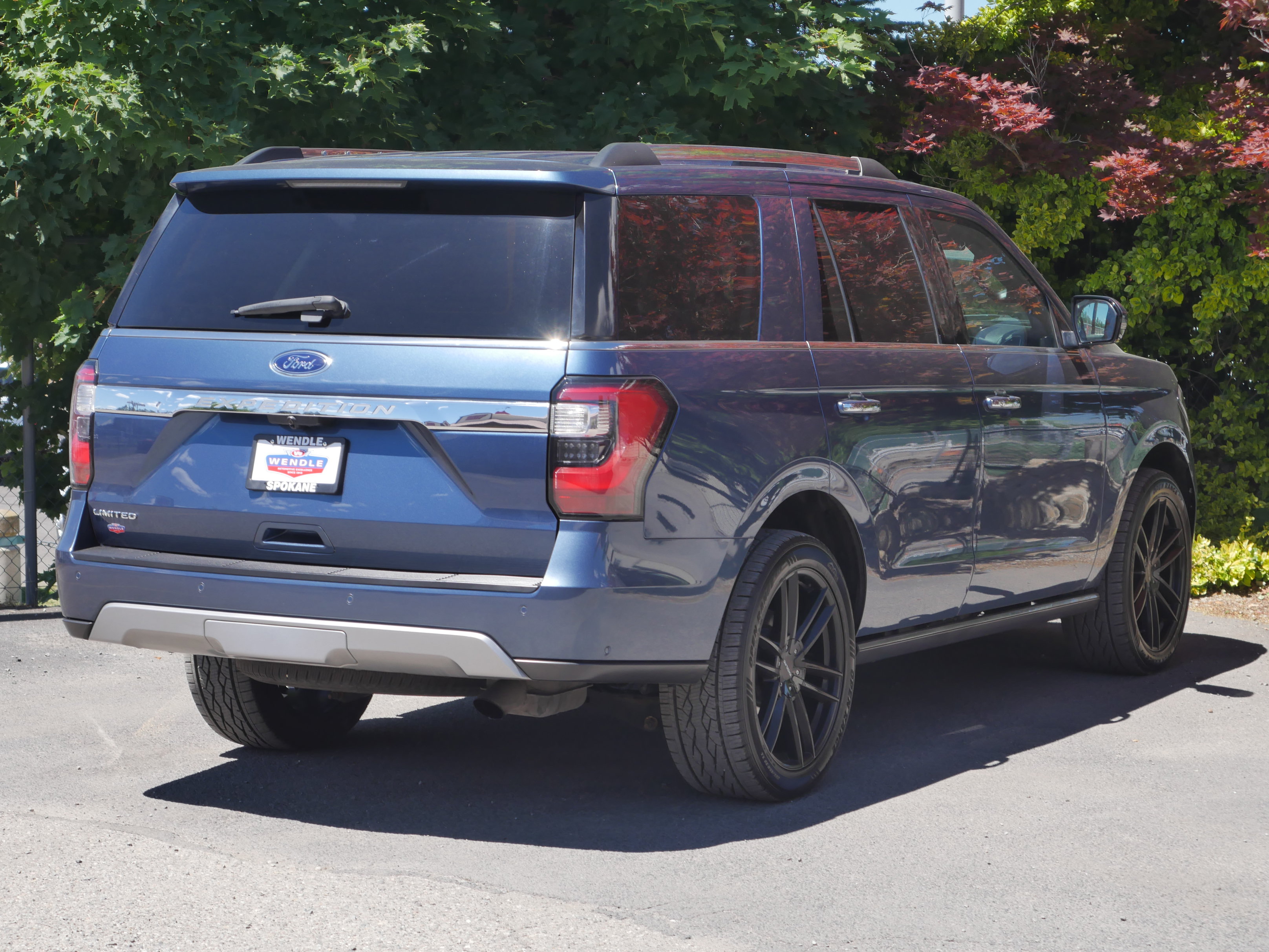Certified 2019 Ford Expedition Limited w/ Equipment Group 302A AWD/4WD image 28