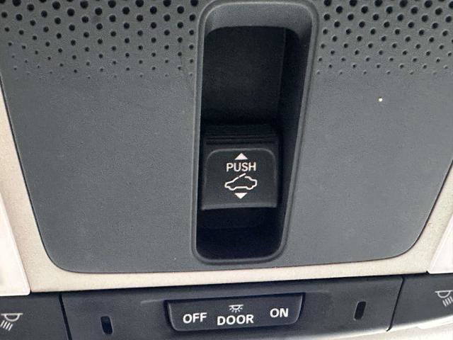 Used 2025 Honda CR-V EX-L image 34
