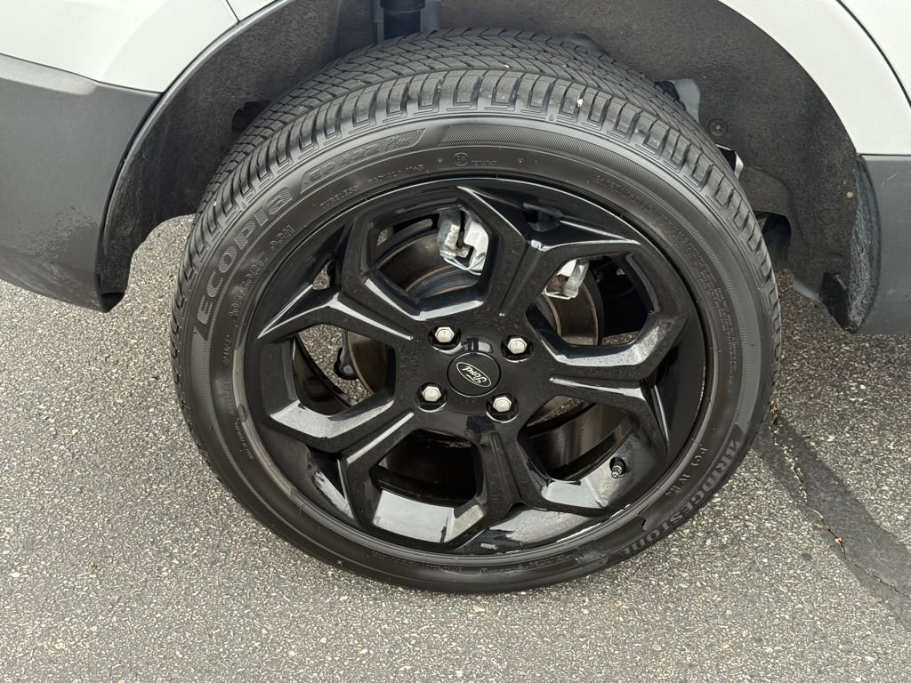 Certified 2021 Ford EcoSport SES w/ Interior Protection Package image 8