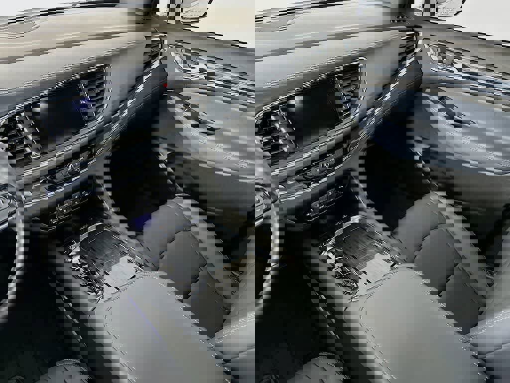 Used 2023 Buick Enclave Essence w/ Experience Buick Package image 11