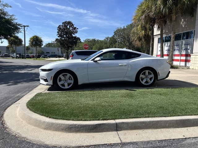 Certified 2026 Ford Mustang Coupe RWD image 11