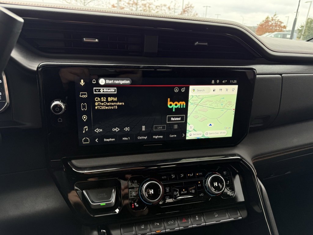 Used 2025 GMC Sierra 2500 AT4 w/ AT4 Preferred Package image 16