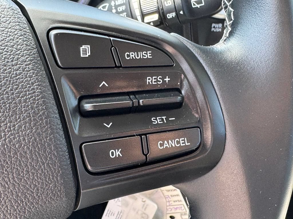 Used 2021 Hyundai Venue SEL w/ Cargo Package FWD image 31