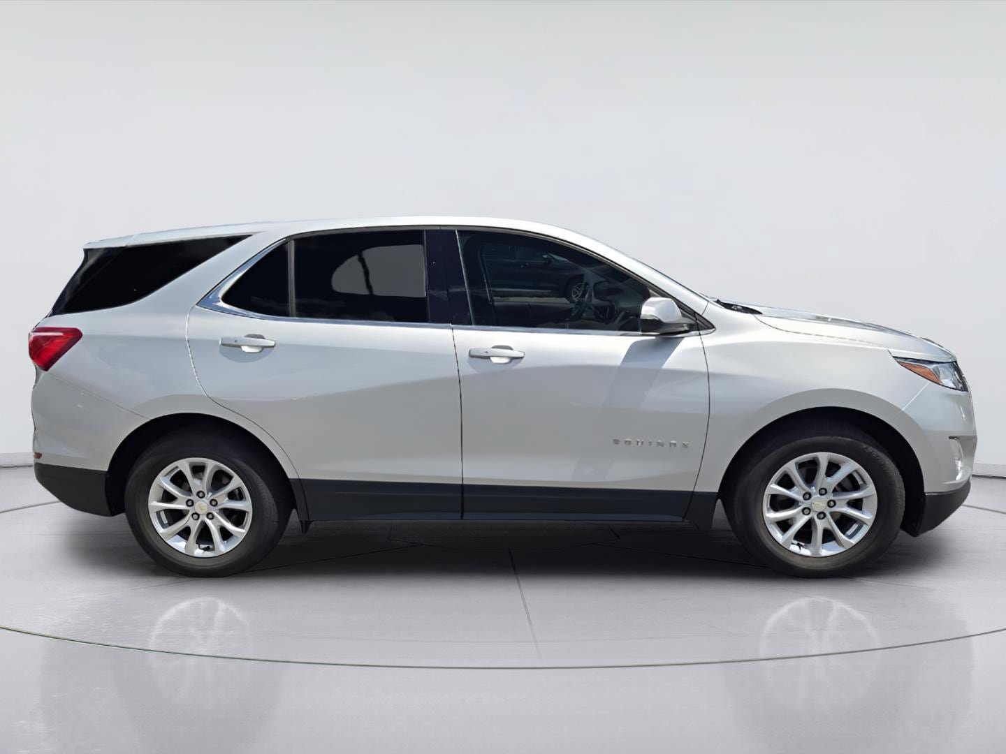 Used 2019 Chevrolet Equinox LT FWD image 5
