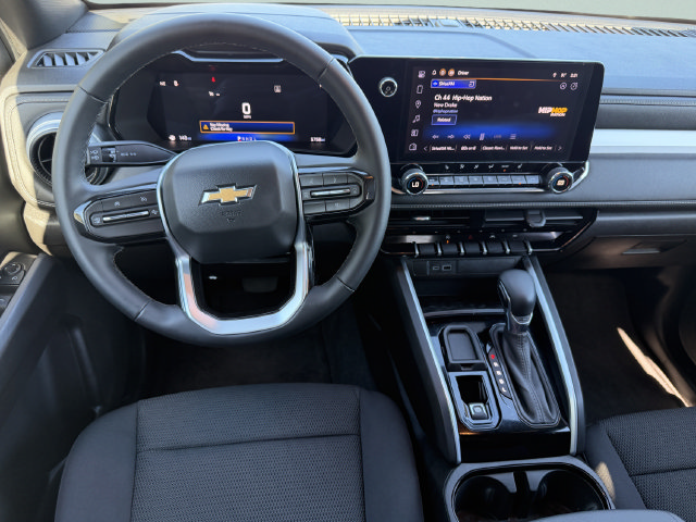 Used 2026 Chevrolet Colorado LT RWD image 27