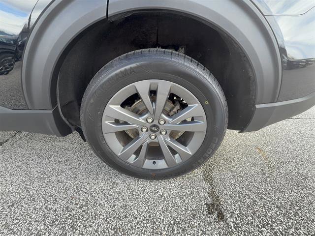 Certified 2023 Ford Explorer XLT w/ Equipment Group 202A AWD/4WD image 30