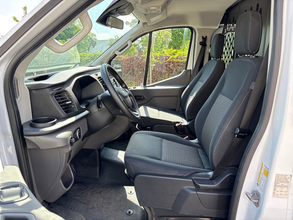 Certified 2025 Ford Transit 250 Low Roof w/ Exterior Upgrade Package RWD image 29