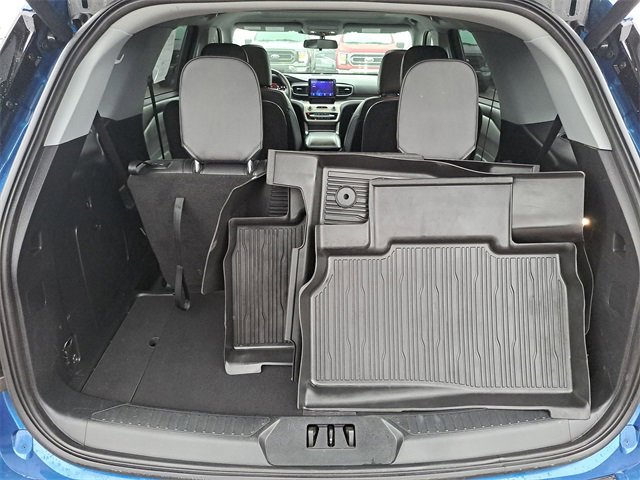 Certified 2022 Ford Explorer XLT w/ Equipment Group 202A image 27