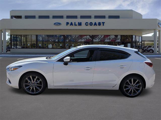 Used 2018 MAZDA MAZDA3 Grand Touring image 2