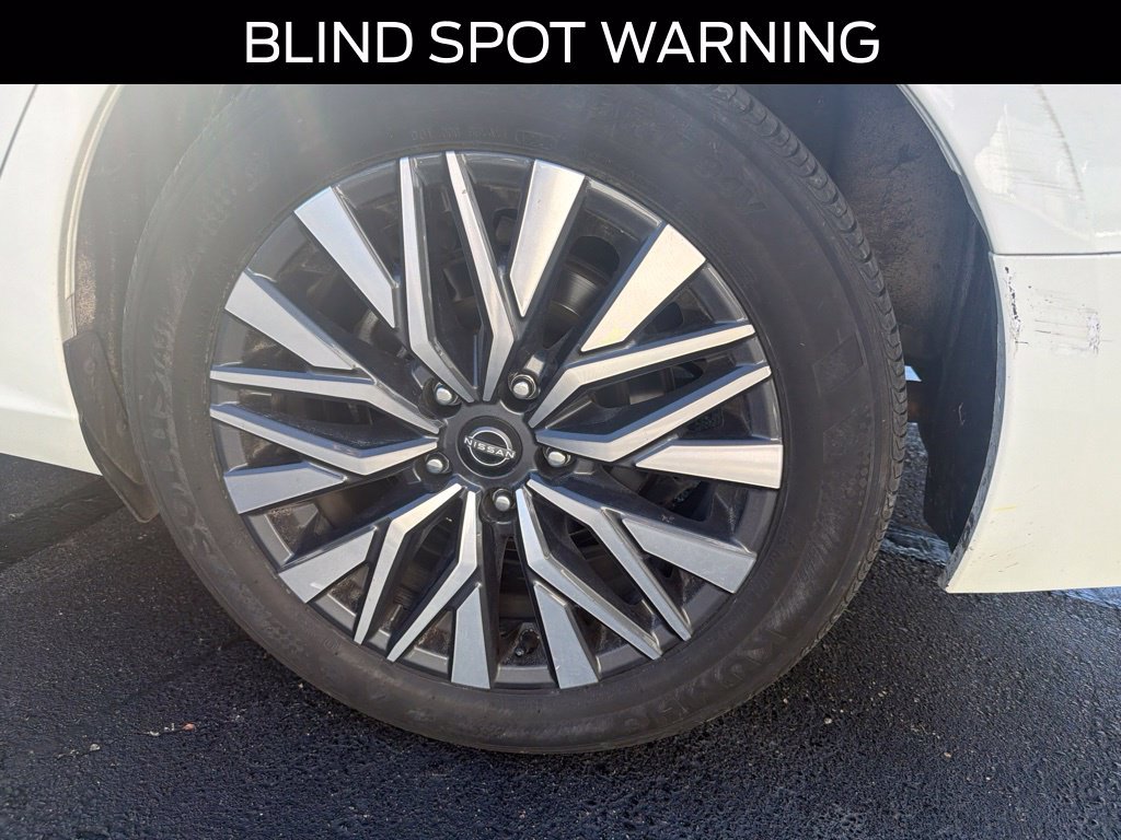 Used 2024 Nissan Altima 2.5 SV FWD image 22