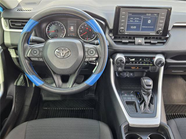Used 2021 Toyota RAV4 LE FWD image 24