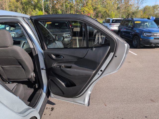 Used 2022 Chevrolet Equinox LT FWD image 16
