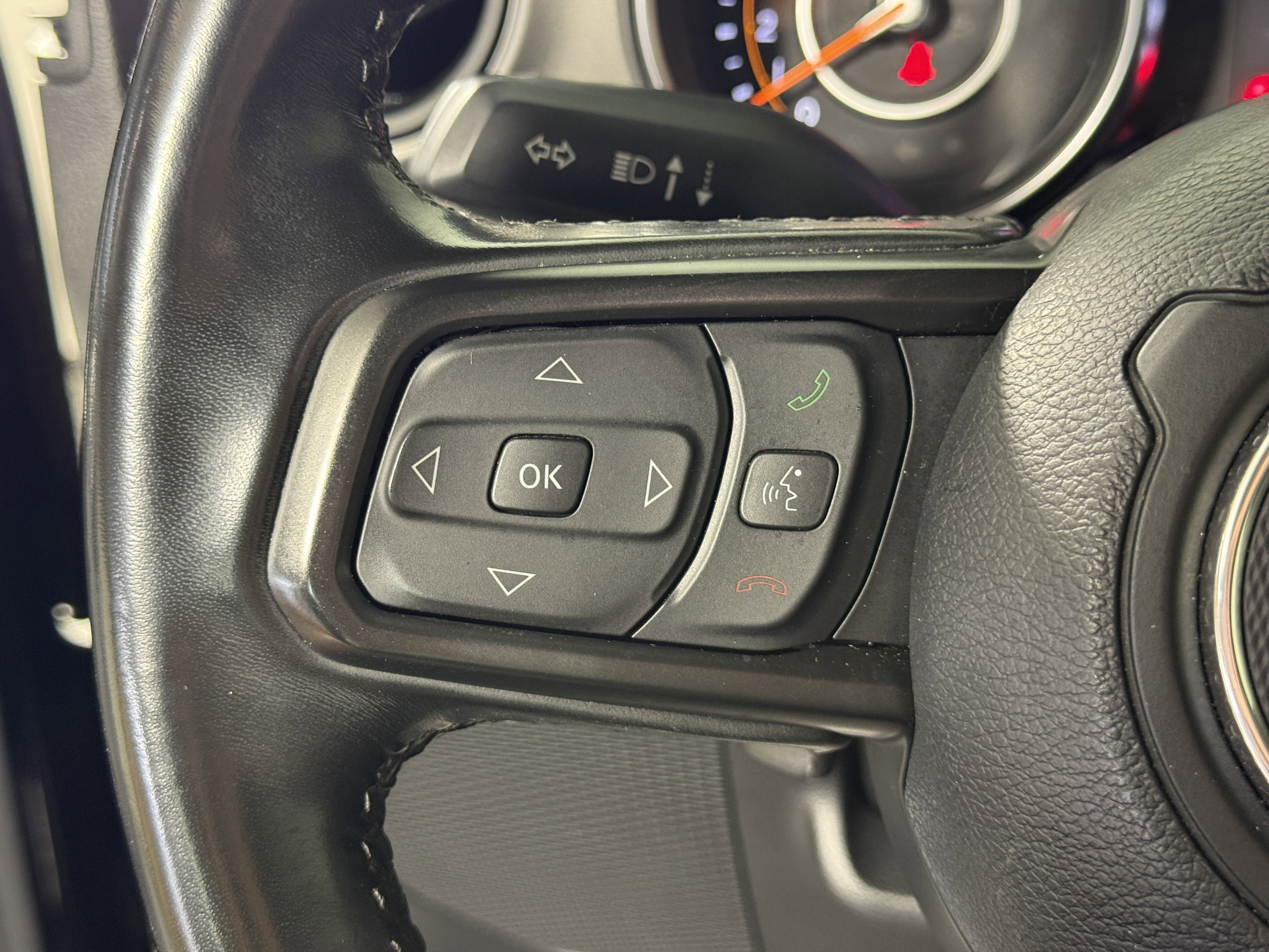 Used 2022 Jeep Wrangler Sport S image 25