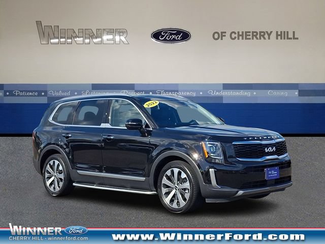 Used 2022 Kia Telluride S AWD/4WD image 1