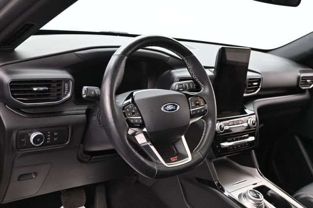 Certified 2021 Ford Explorer ST w/ Equipment Group 401A AWD/4WD image 17