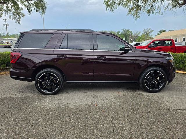Certified 2023 Ford Expedition Limited RWD image 4