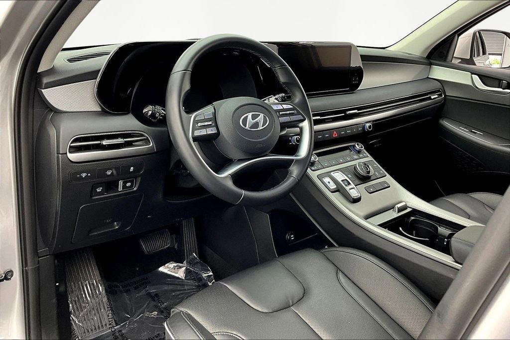 Used 2025 Hyundai Palisade SEL image 14