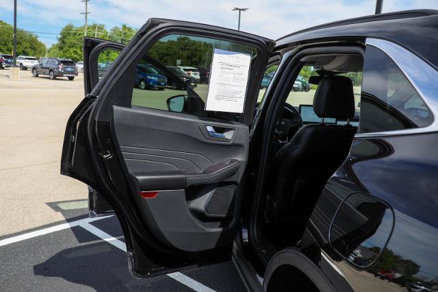 Certified 2025 Ford Escape Platinum AWD/4WD image 21