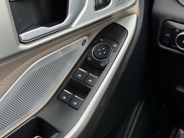 Certified 2023 Ford Explorer Limited w/ Limited Technology Package image 34
