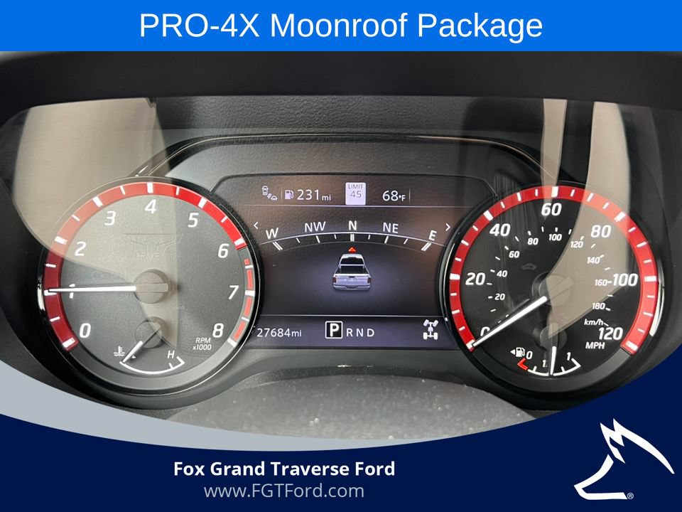 Used 2022 Nissan Titan PRO-4X w/ Pro-4x Convenience Package AWD/4WD image 21