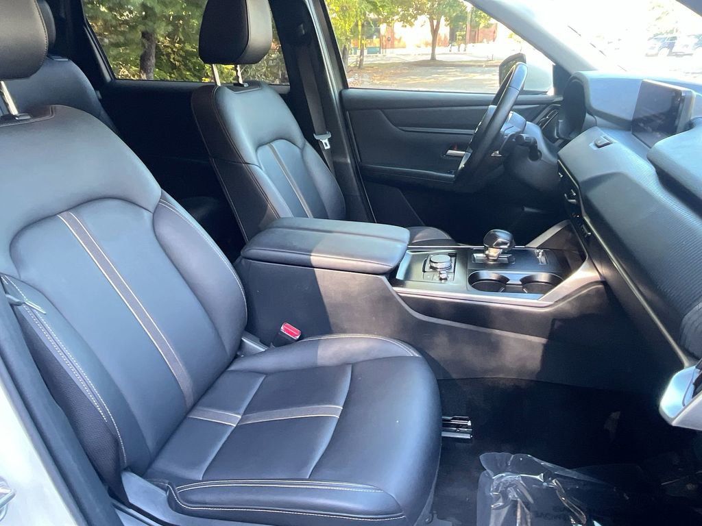 Used 2025 MAZDA CX-90 3.3 Turbo w/ Select Package image 24
