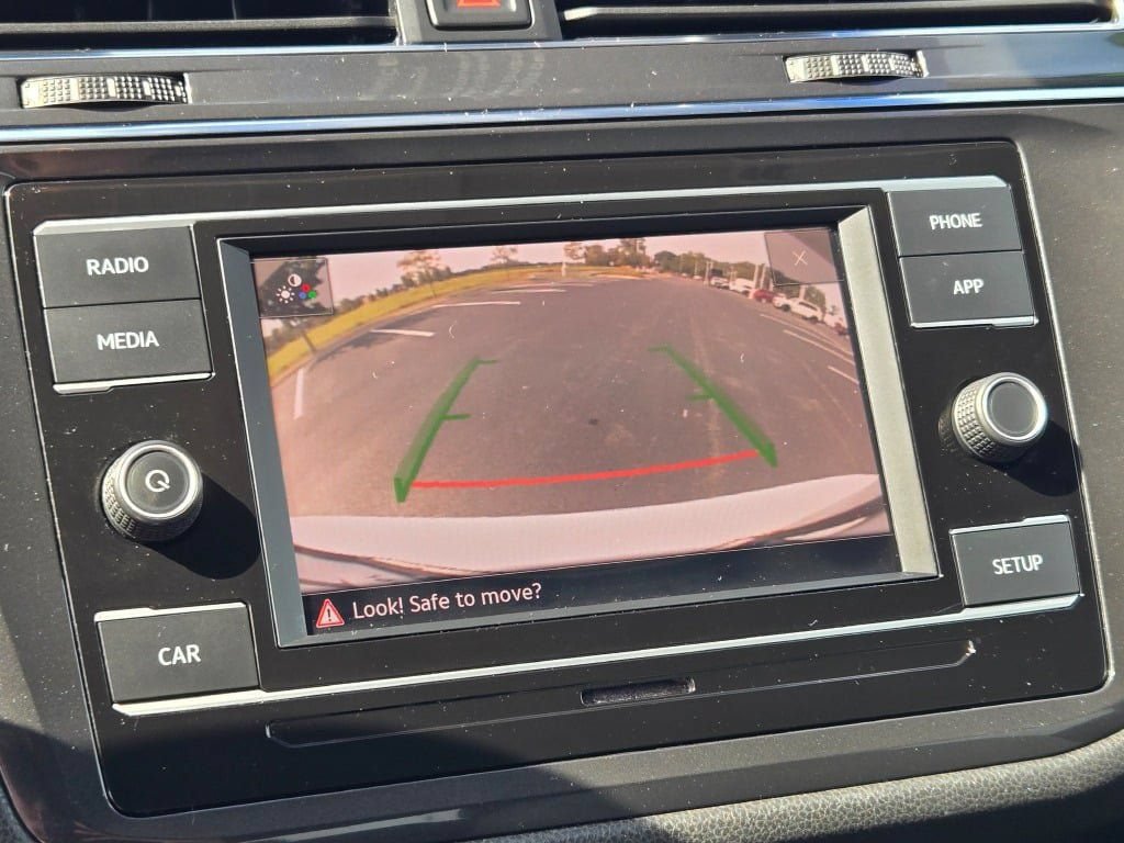 Used 2018 Volkswagen Tiguan S AWD/4WD image 25