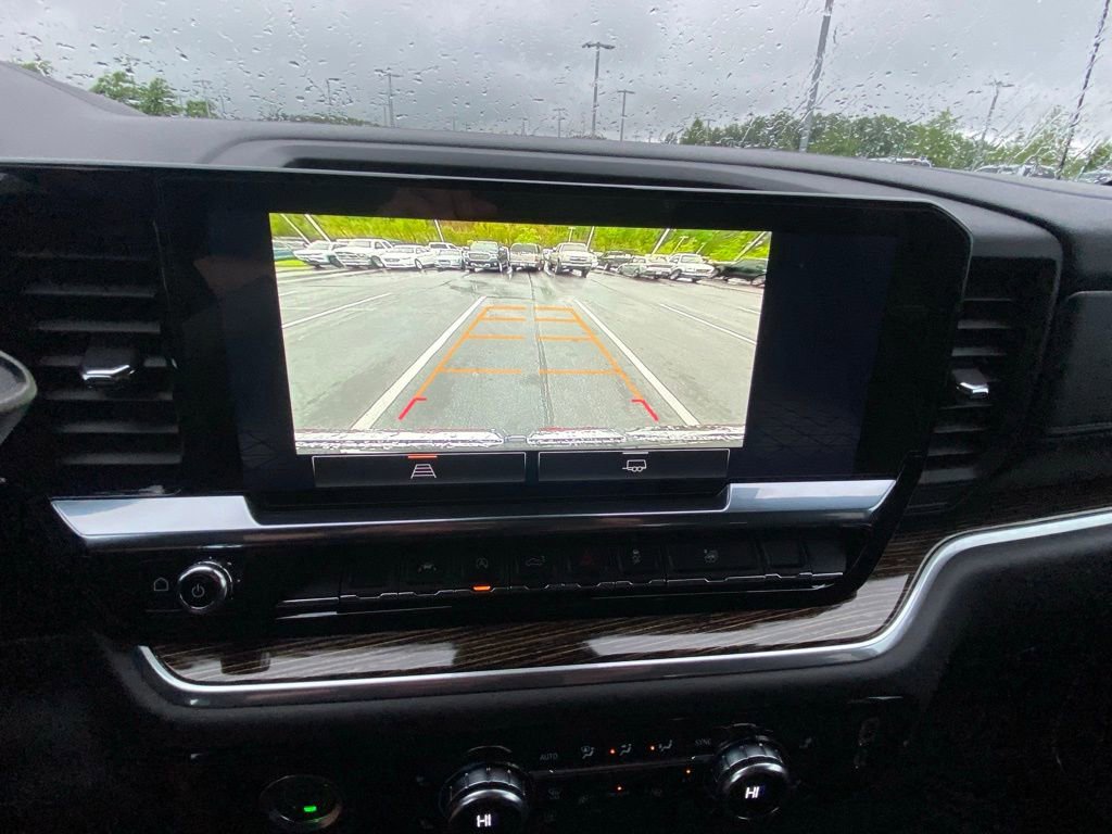 Used 2024 GMC Sierra 1500 SLE RWD image 16