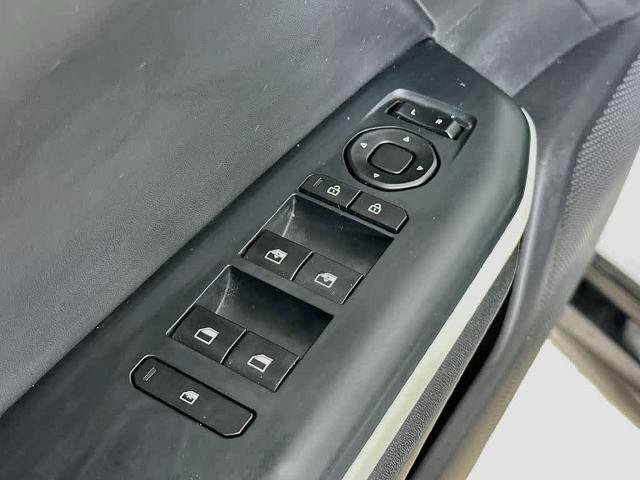 Used 2025 Kia K4 GT-Line FWD image 29