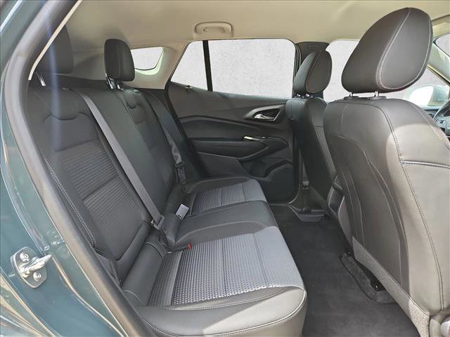 Used 2025 Chevrolet Trax LT image 19